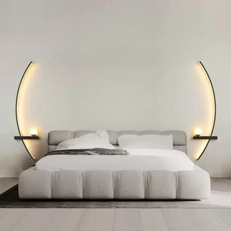 Lisslune | Contemporary Edge Wall Lamp – Black & Gold Indoor/Outdoor Lighting for Modern Spaces
