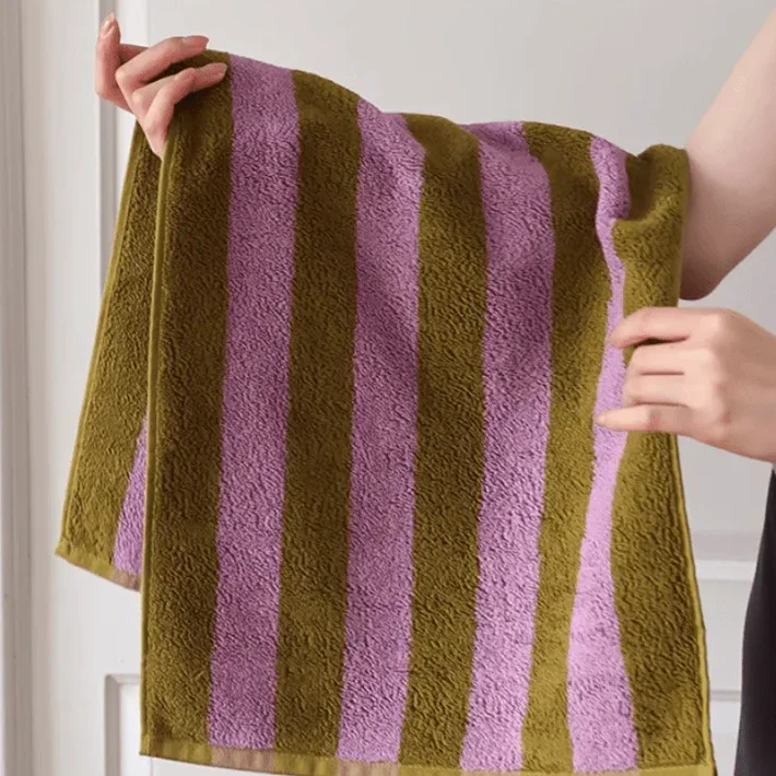 Lisslune | Retro Stripes Towel (Chunky)