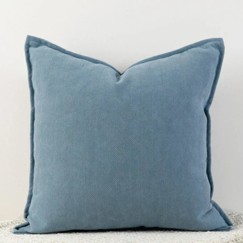 Lisslune | PureChenille - Elegant Cushion Cover for a Cozy Ambience