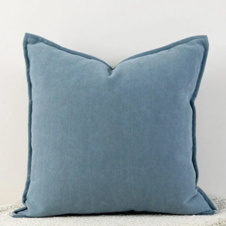 Lisslune | PureChenille - Elegant Cushion Cover for a Cozy Ambience