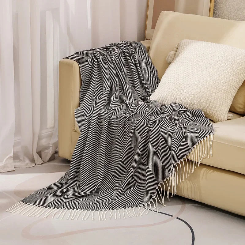 Lisslune | Nordic Stripe Throw Sofa Blanket