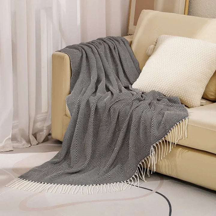 Lisslune | Nordic Stripe Throw Sofa Blanket
