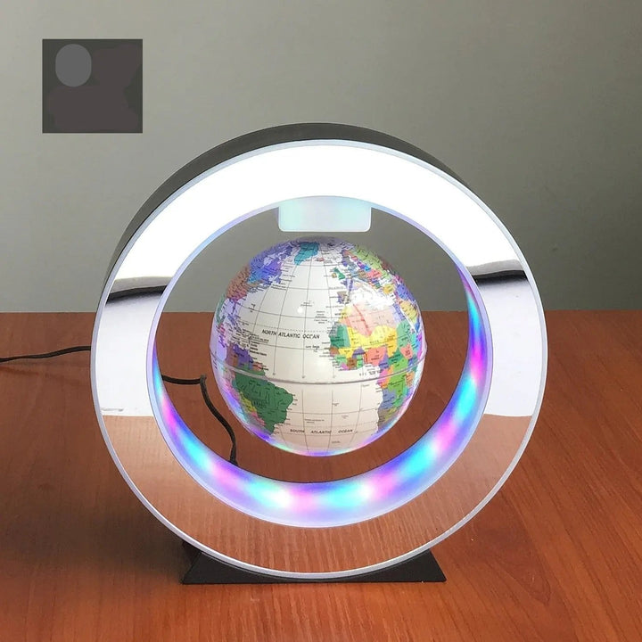 Lisslune | OrbitSphere - floating globe lamp