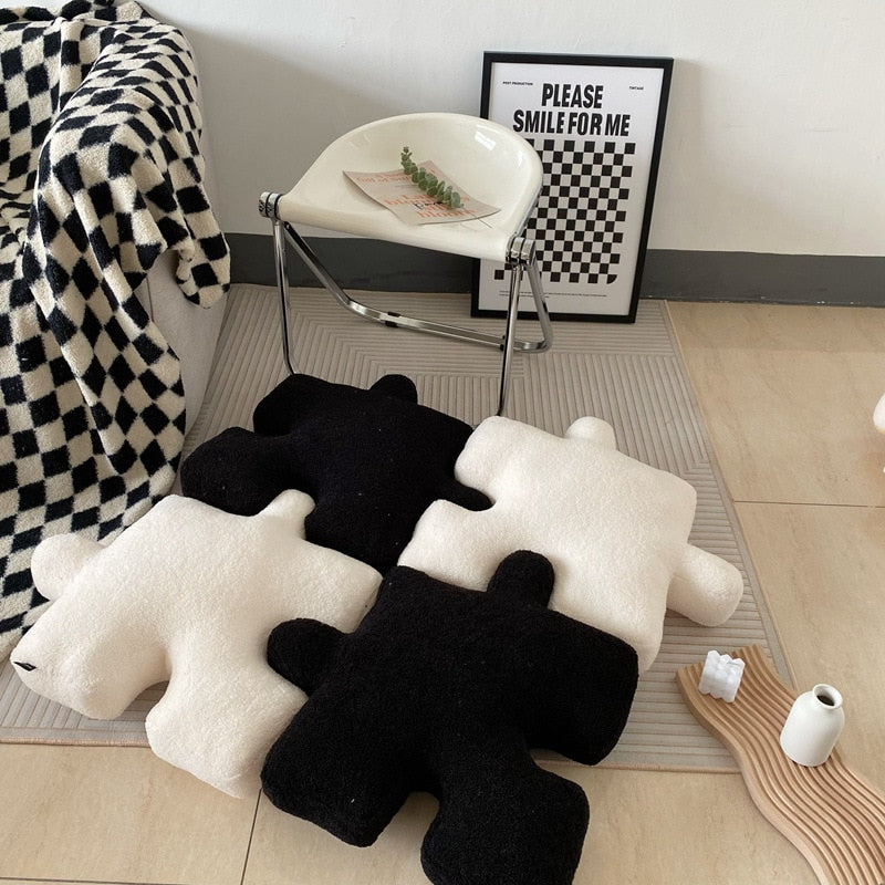 Lisslune | Puzzle Block Pillow