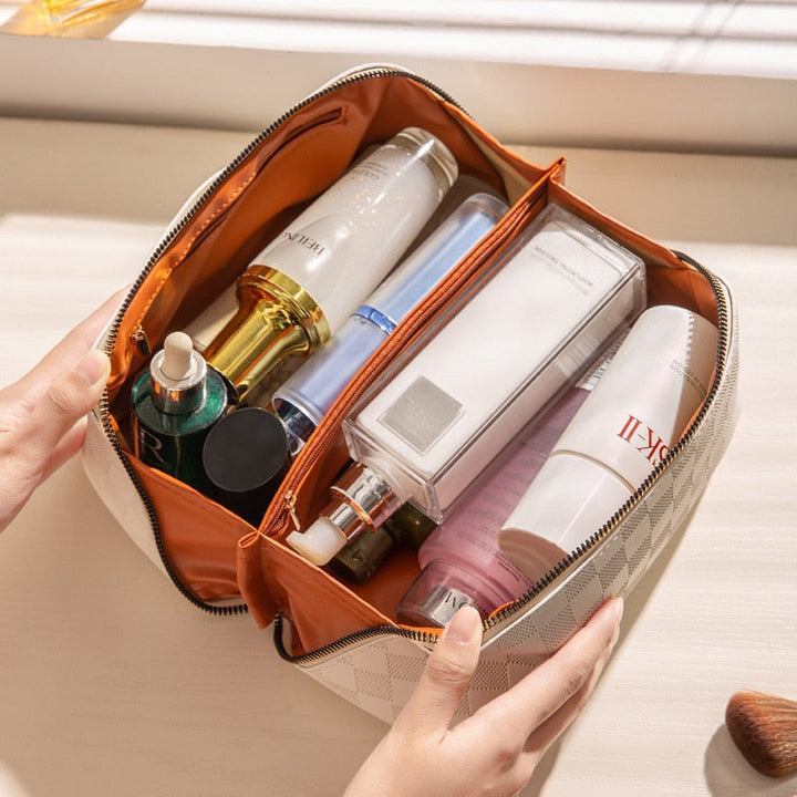 Lisslune | Luxury Checkered Make-up Cosmetic Bag