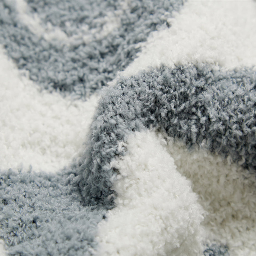 Lisslune | Smiley Checked Blanket