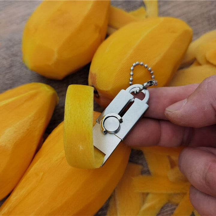 Lisslune | Stainless Steel Mini Vegetable Peeler Keychain