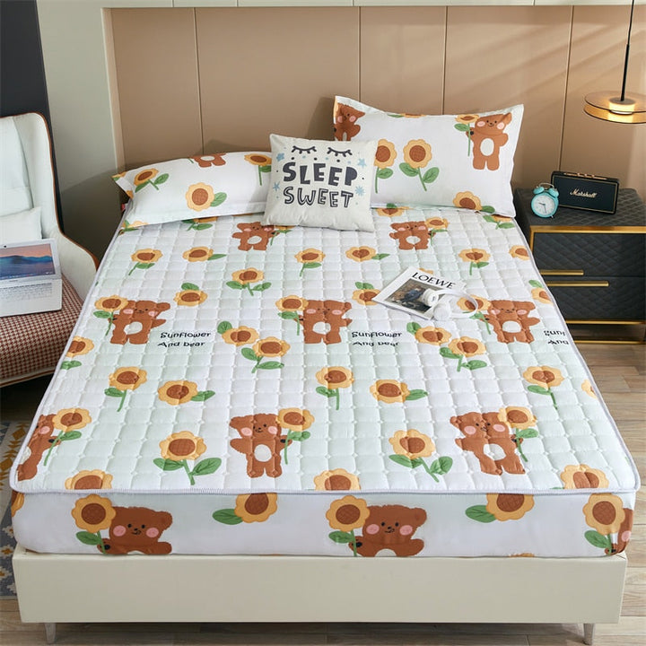 Lisslune | CozyCover padded fitted sheet for luxurious sleep