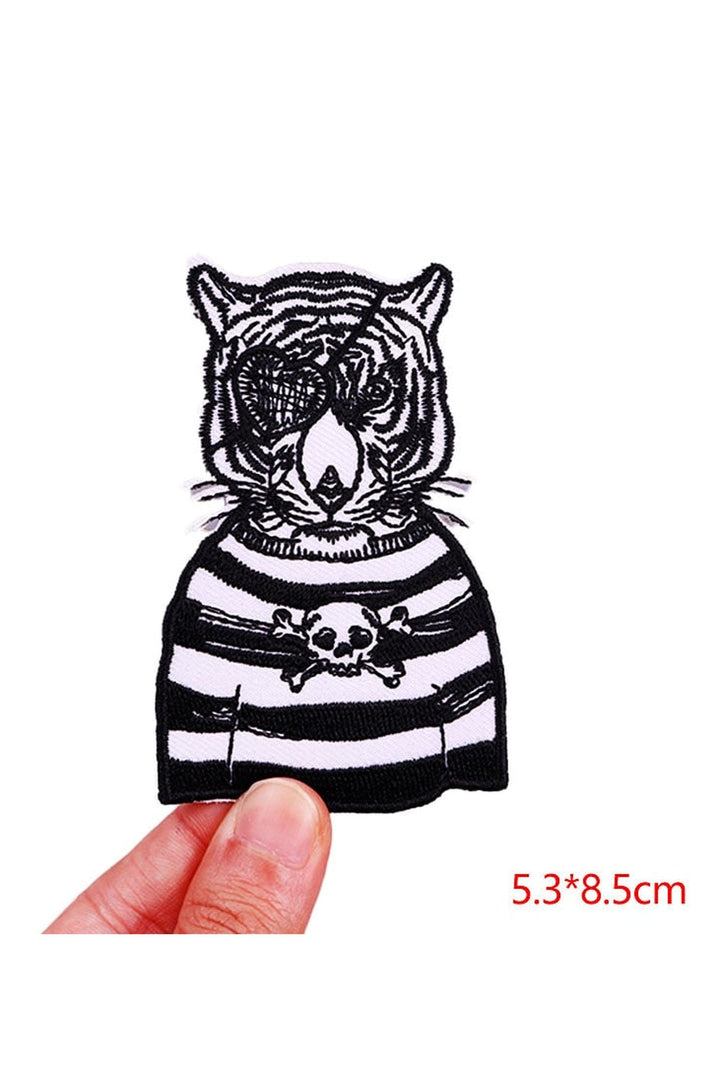 Lisslune | Ghost Style Embroidered Patch