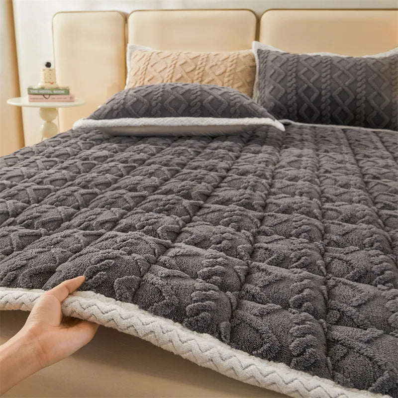 Lisslune | Thick Warm Winter Blanket Mattress Pad