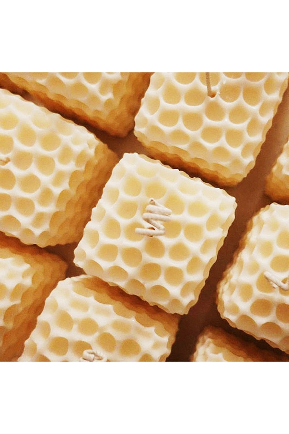 Lisslune | Honeycomb cube candle mold