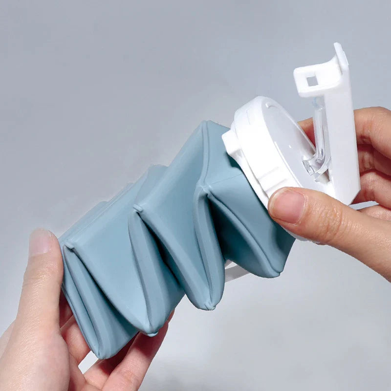 Lisslune | Practical Foldable Silicone Bottle for On the Go