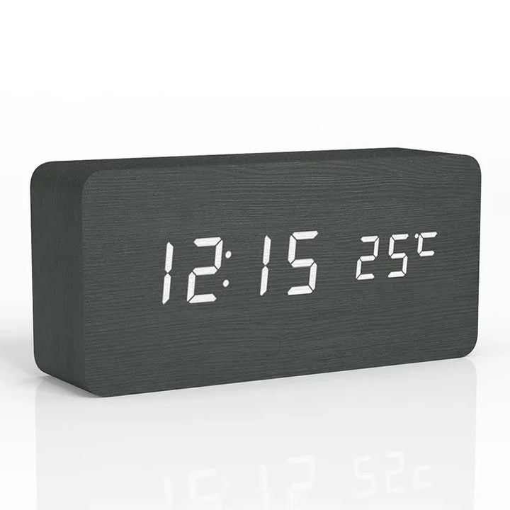 Lisslune | Digital alarm clock made of wood | LED display | Modern design | Silent | Eco-friendly