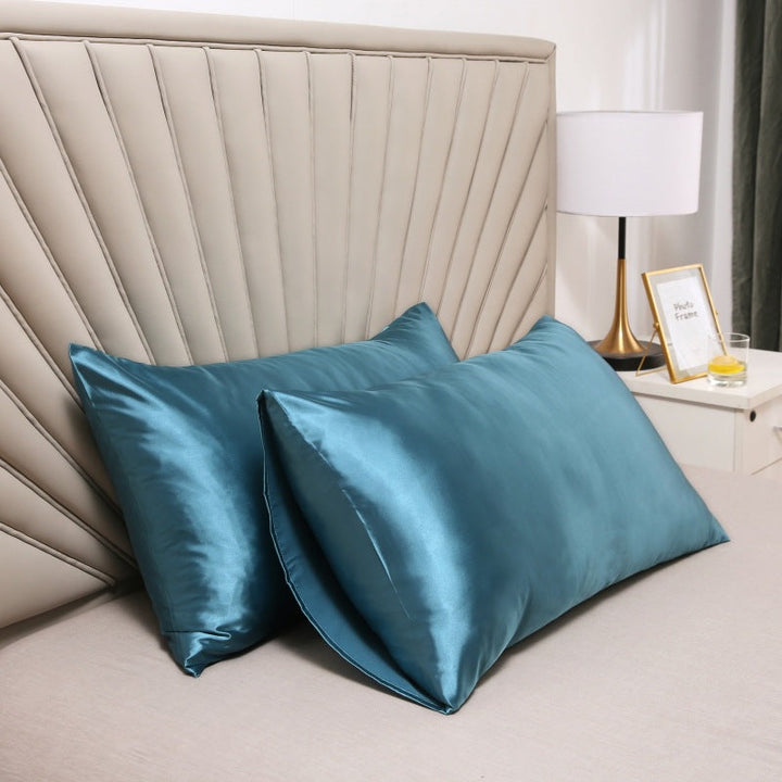 Lisslune | Luxurious 100% Mulberry Silk Pillowcase for Hair and Skin – Hypoallergenic Softness, Best Silk Pillow Case for Sensitive Skin