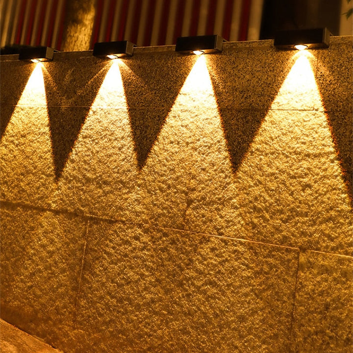 Lisslune | TrackGlow – Weatherproof Solar Outdoor Lighting