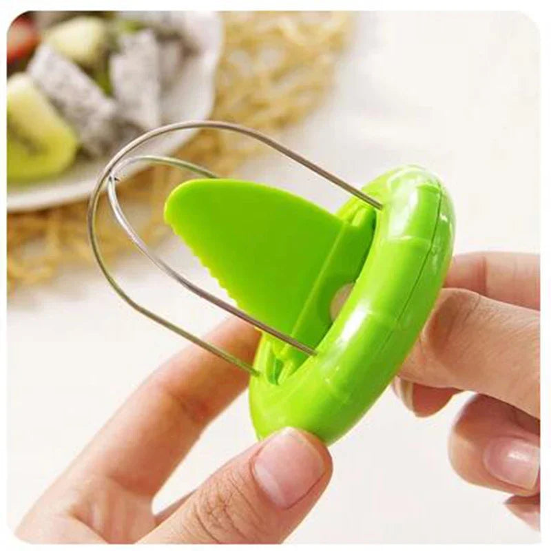 Lisslune | Fruit Lover Kiwi Cutter