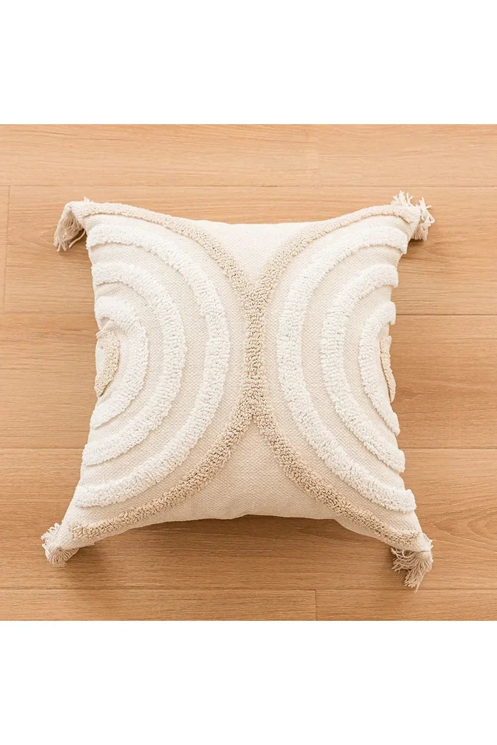 Lisslune | Tufted Beige Cushion Cover