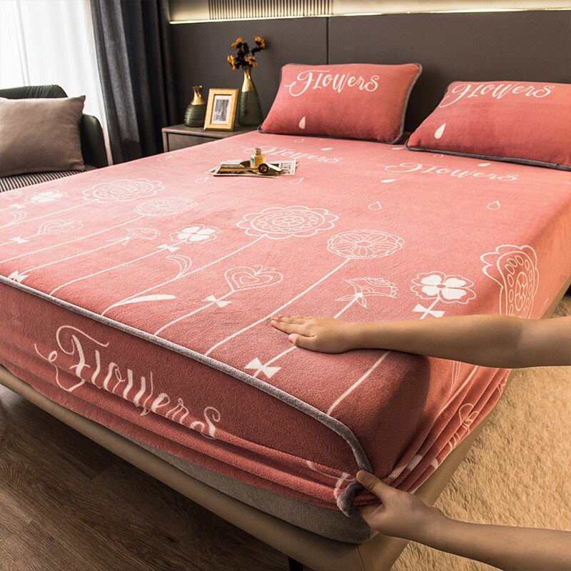 Lisslune | Non-Slip Elastic Thick Soft Mattress Cover
