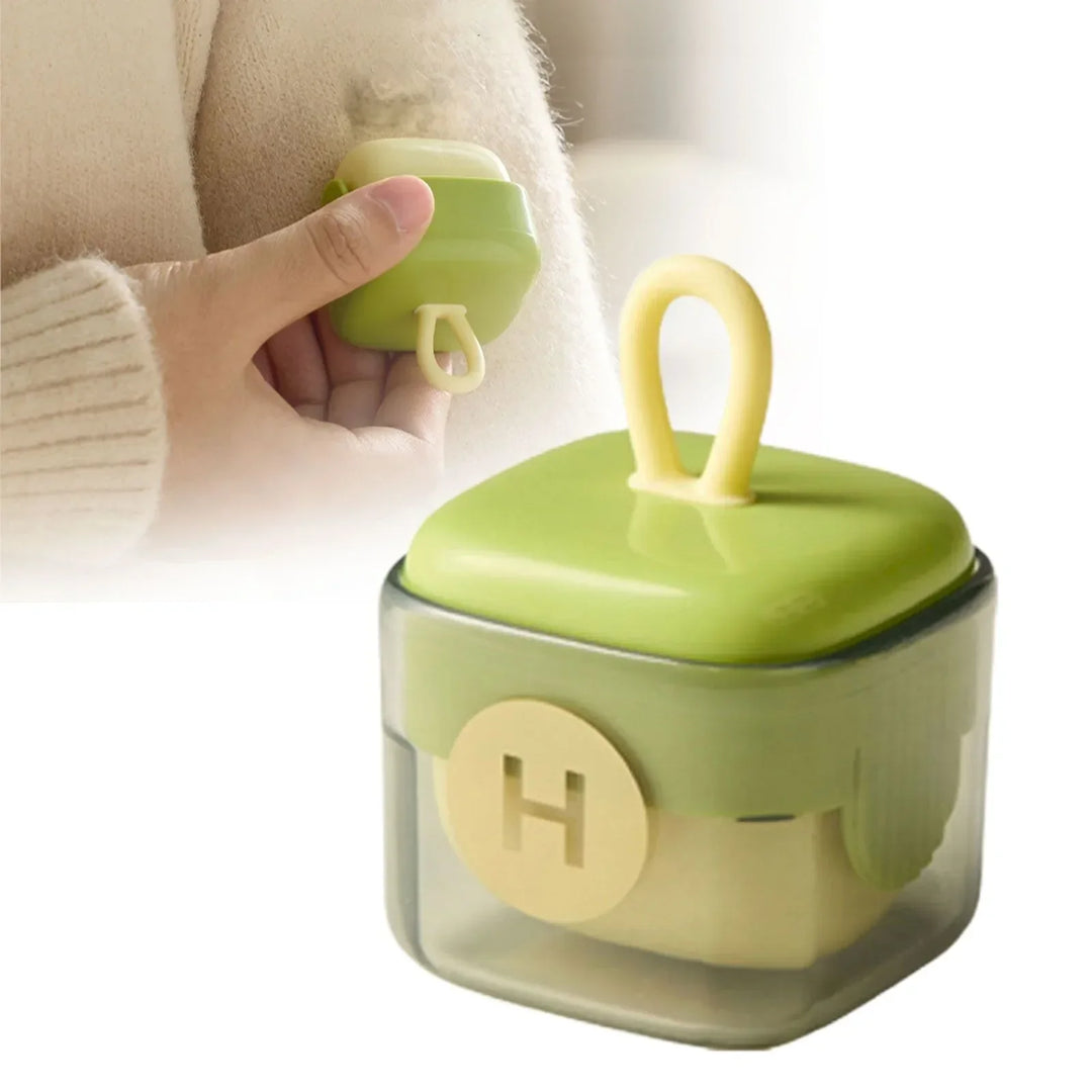 Lisslune | Soft Touch Fabric Cleaner Lint Remover Gadget