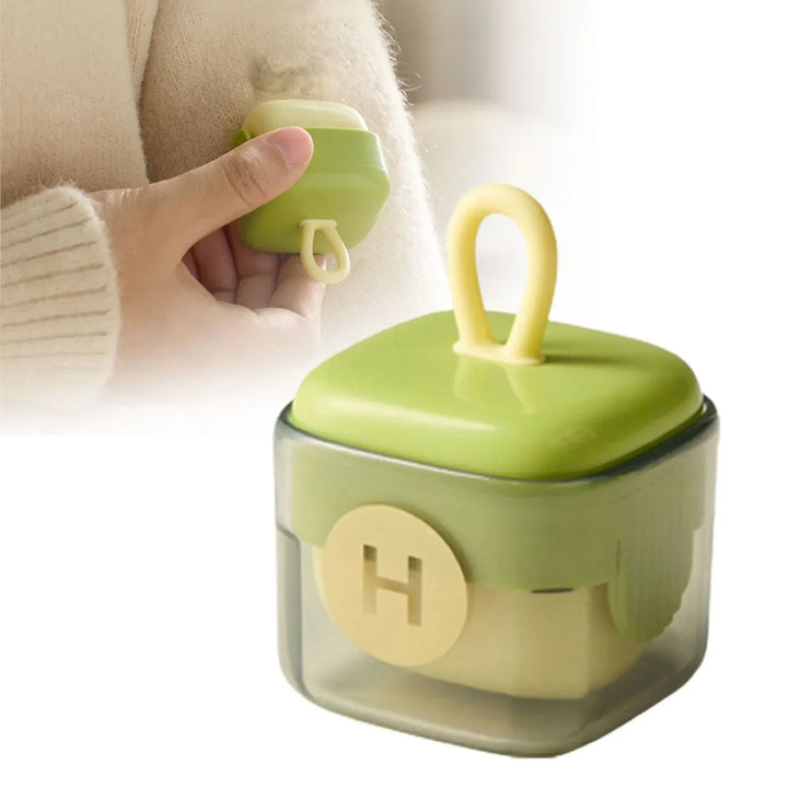 Lisslune | Soft Touch Fabric Cleaner Lint Remover Gadget