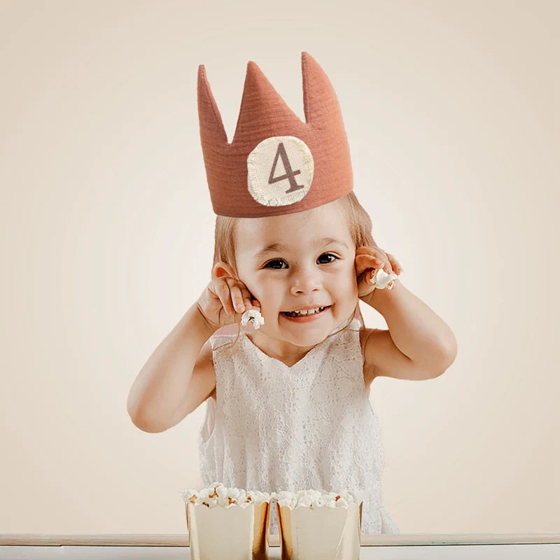 Lisslune | Children's birthday fabric crown with interchangeable adhesive numbers