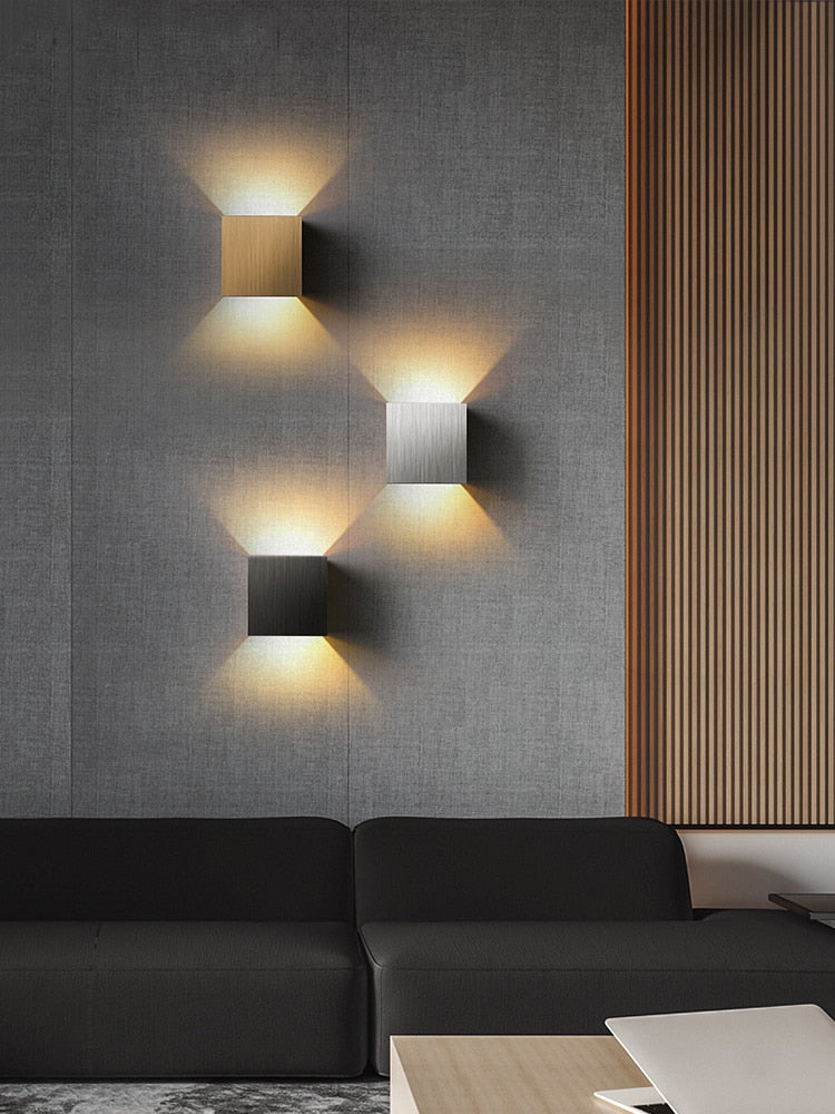 Lisslune | ElegantBeam – Minimalist Wall Lamp for Sophisticated Lighting