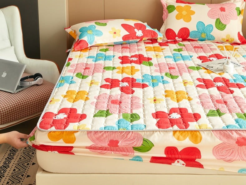 Lisslune | CozyCover padded fitted sheet for luxurious sleep