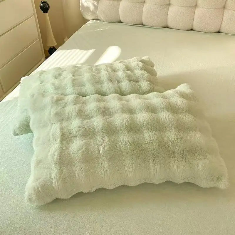 Rynx | Rabbit Plush Pillowcase 48x74cm 2 pcs. Soft Warm Fluffy Reversible Pillowcase Decorative Pillowcase for Beds Home Decoration