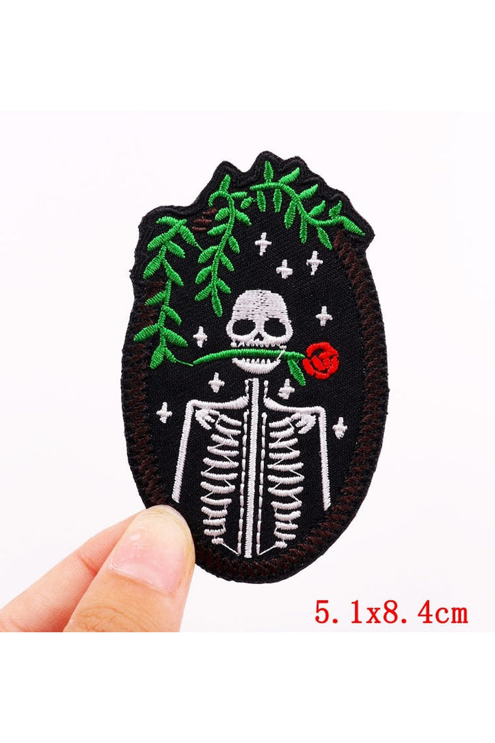 Lisslune | Ghost Style Embroidered Patch