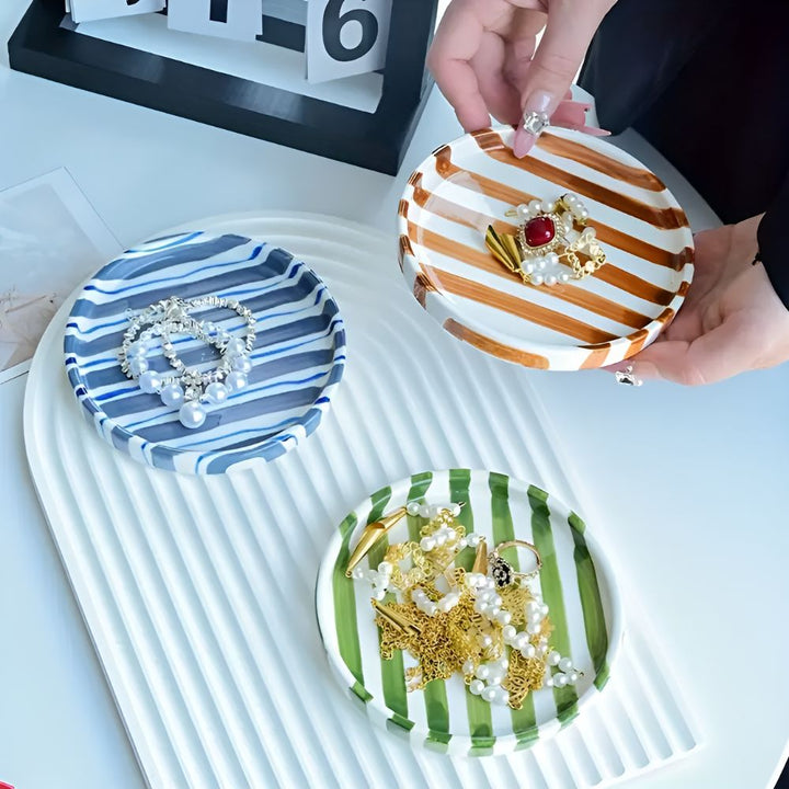 Lisslune | Silva Ceramic Stripe Jewelry Tray