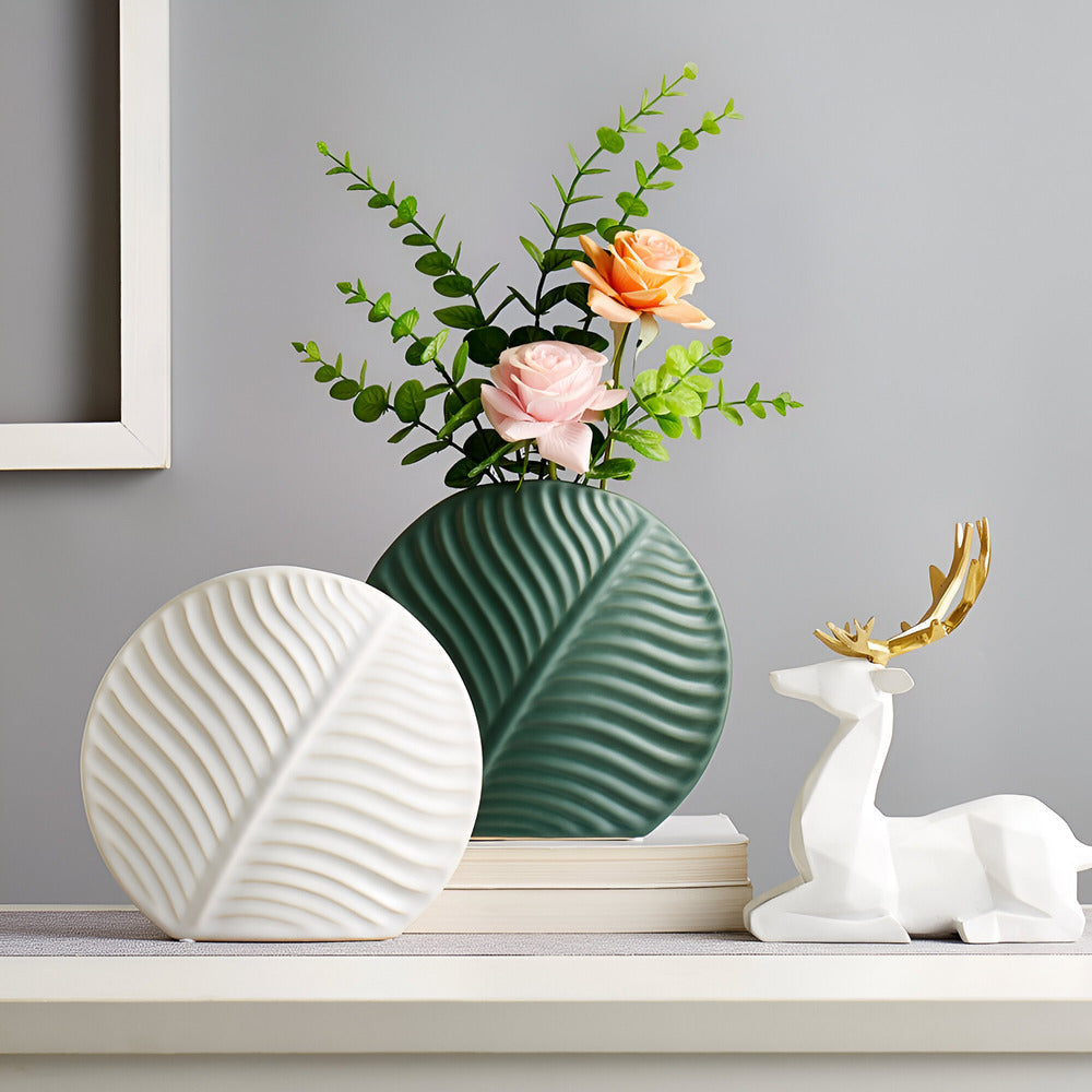 Lisslune | Nordvase Studio | Handmade Scandinavian Ceramic Vase – Minimalist Home Decor Accent
