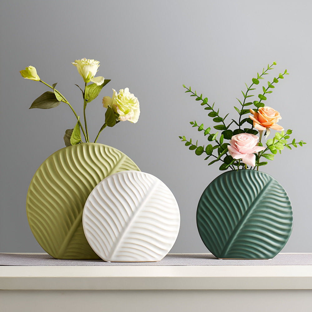 Lisslune | Nordvase Studio | Handmade Scandinavian Ceramic Vase – Minimalist Home Decor Accent