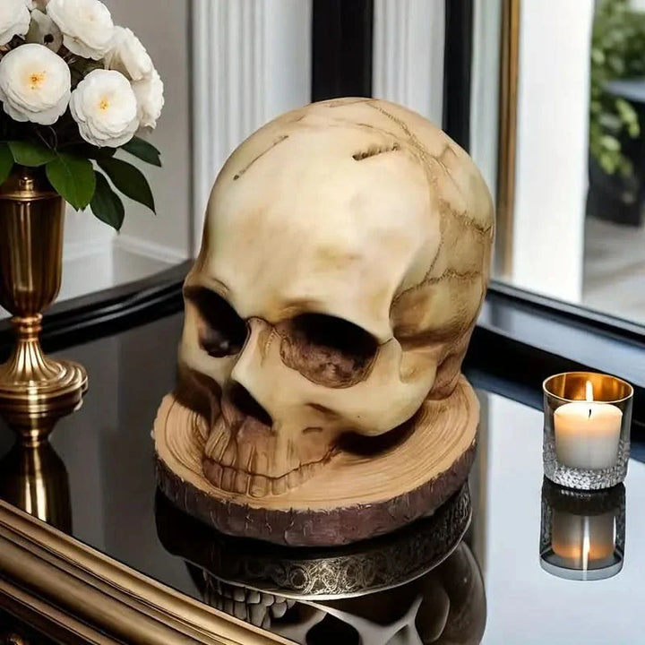 Lisslune | SUTURA - Gothic Skull Knife Holder
