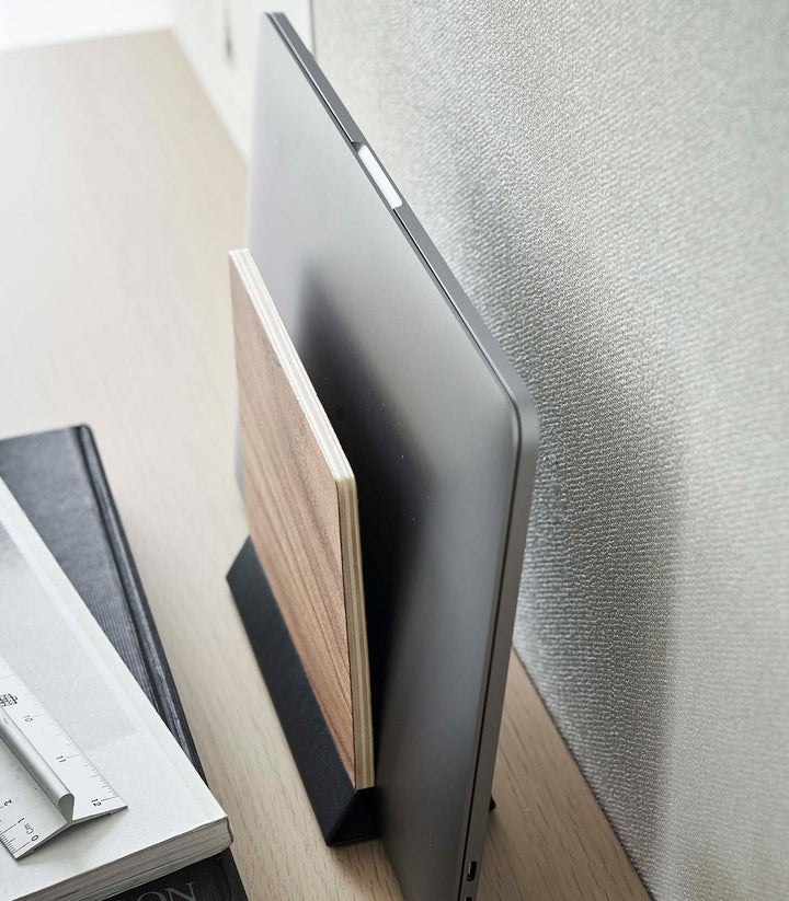 Lisslune | Slim Laptop Stand - Steel + Wood