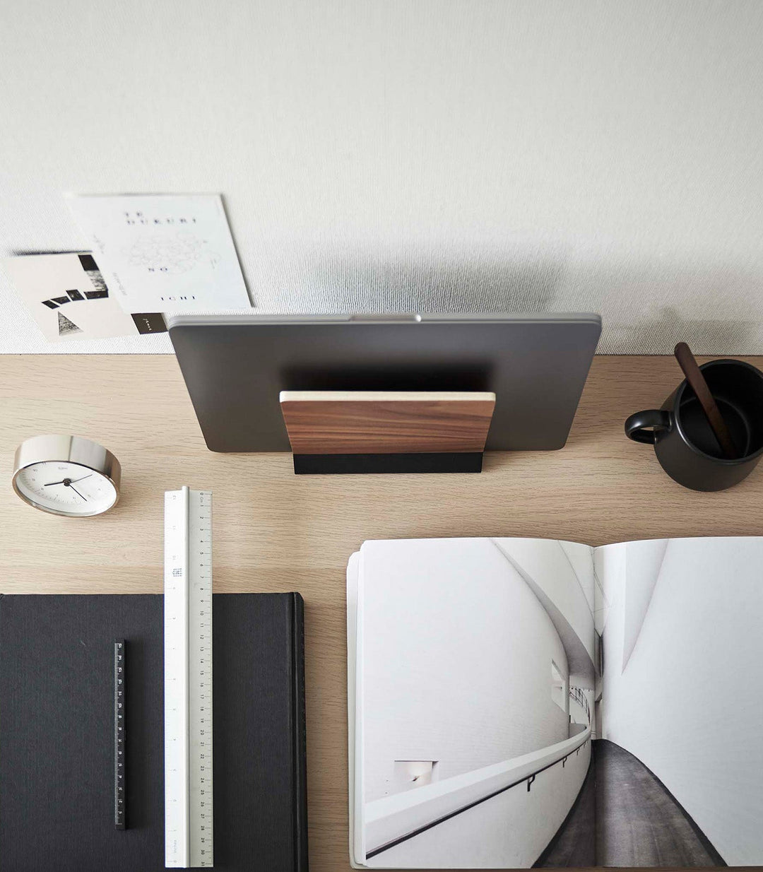 Lisslune | Slim Laptop Stand - Steel + Wood