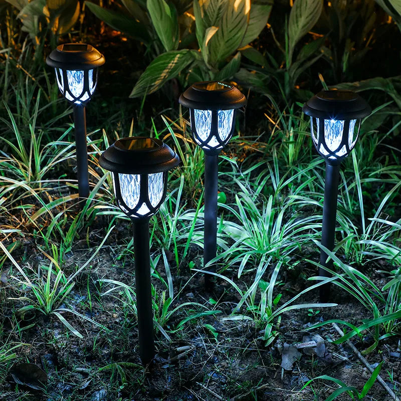 Lisslune | SolarStake – Charming solar-powered garden lights