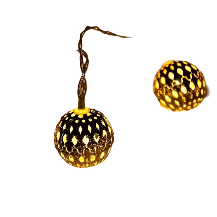 Lisslune | SunLuxe – Weatherproof Solar-Powered String Lights for a Warm Outdoor Atmosphere