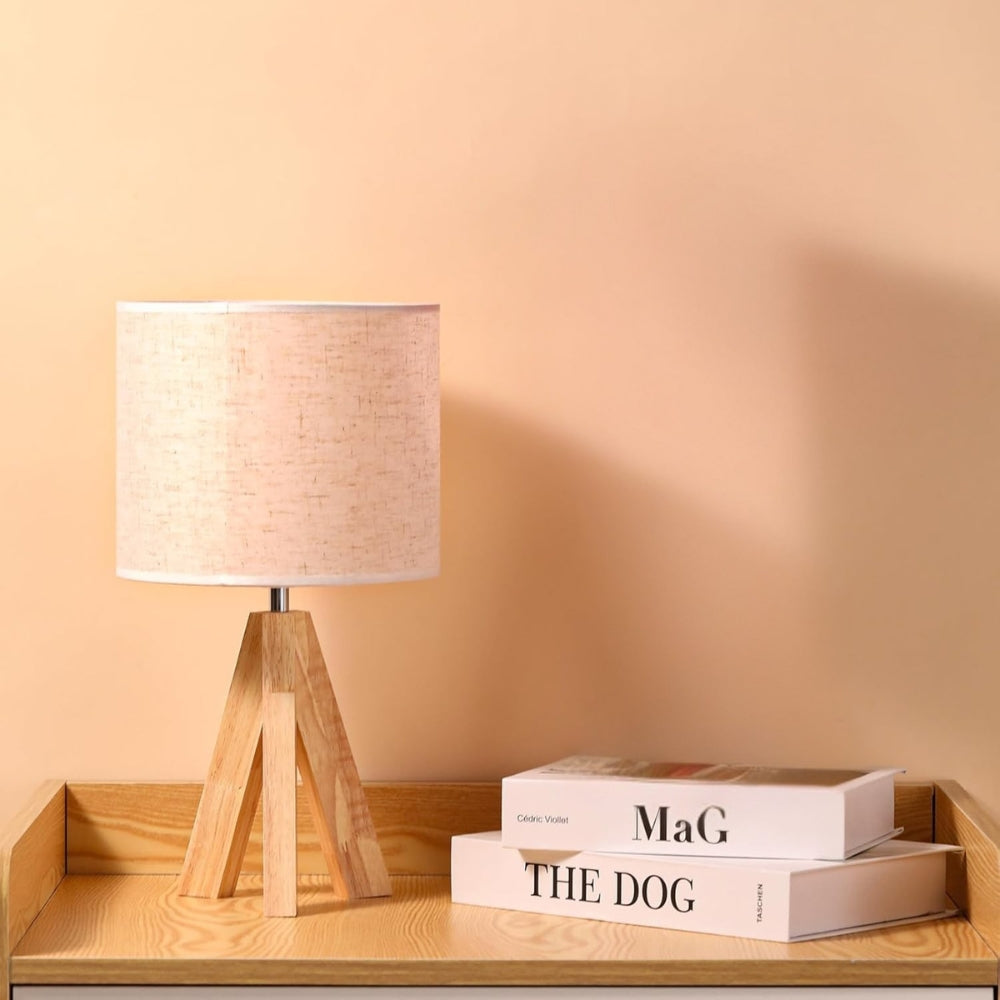 Lisslune | Solara Minimalist Tripod Table Lamp