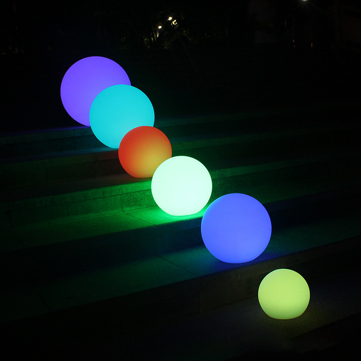 Lisslune | Weatherproof Round LED Garden Light with 16 Colors and Remote Control - Perfect for Garden, Porch & Party