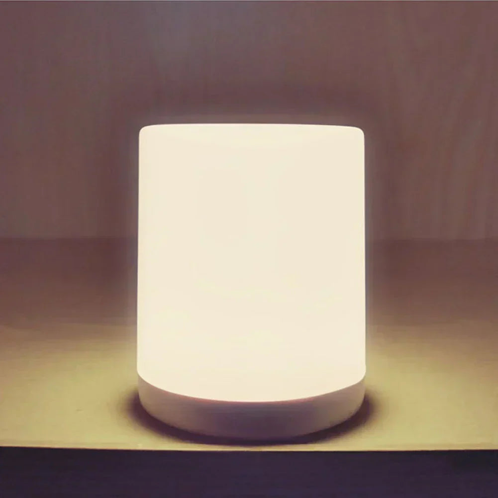 Lisslune | Dimmable LED table lamp with USB connection for flexible light