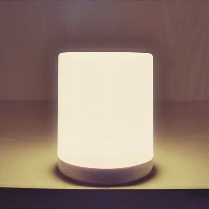 Lisslune | Dimmable LED table lamp with USB connection for flexible light
