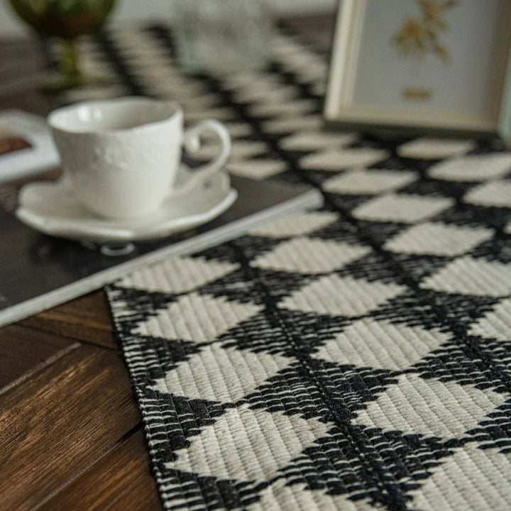Lisslune | Stitching Tassel Diamond Table Runner