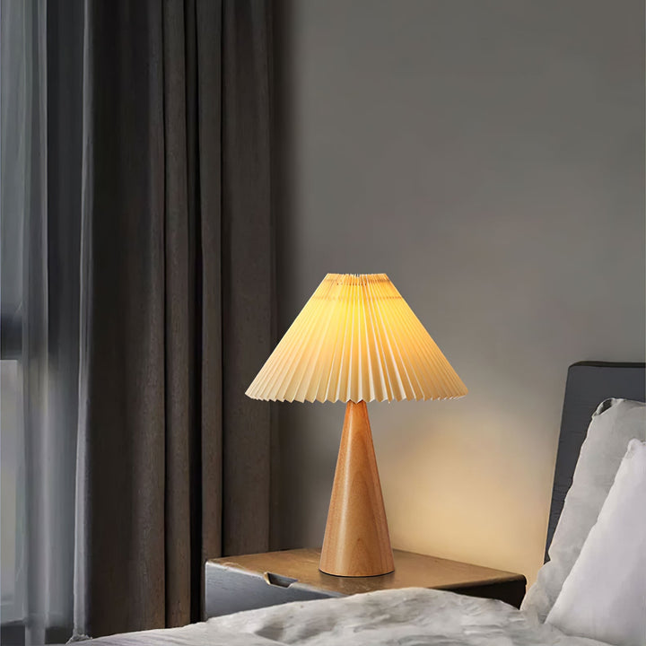 Lisslune | AntiqueRadiance – Elegant Wood and Metal Table Lamp