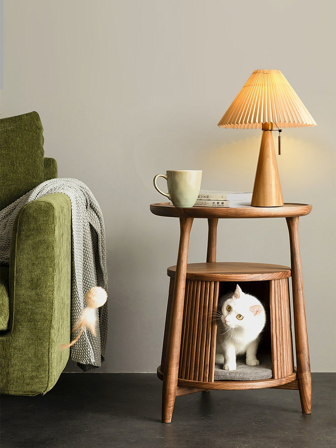 Lisslune | AntiqueRadiance – Elegant Wood and Metal Table Lamp