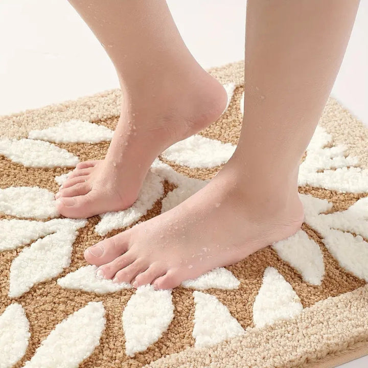 Lisslune | Zyphire Leaf Pattern Bath Mat