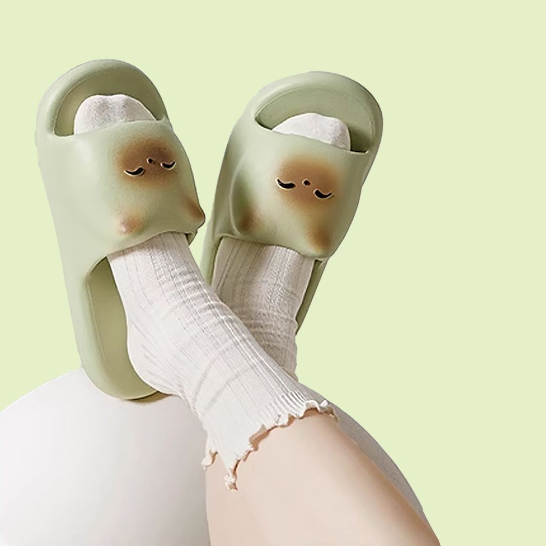 Lisslune | Toasty Kitty Slippers