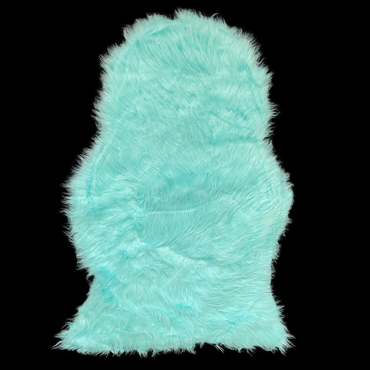 Lisslune | CozyVacht Mini-Rug – Soft Synthetic Fur Carpet of 90x60 cm in Various Colors