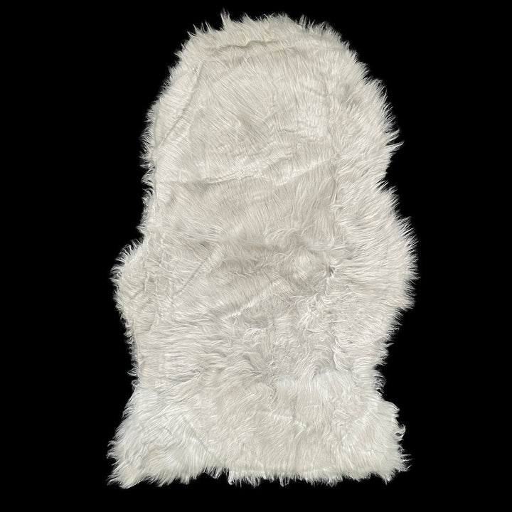 Lisslune | CozyVacht Mini-Rug – Soft Synthetic Fur Carpet of 90x60 cm in Various Colors