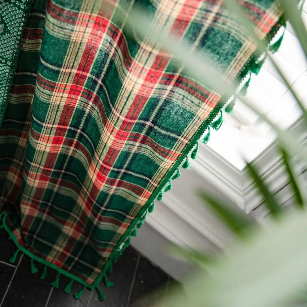 Lisslune | Tartan Crochet Lace Tassel Curtain