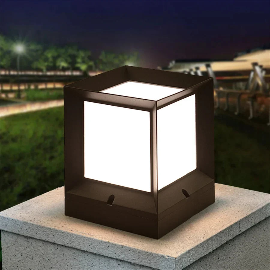 Lisslune | Tor floor lamp for outdoors
